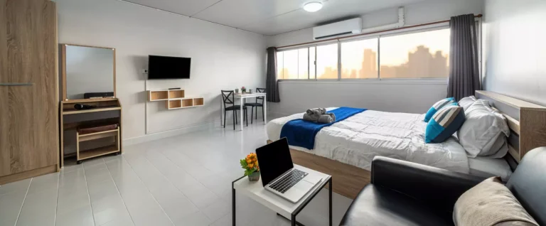 LLiving room and common area cleaning services in Edmonton and Calgary by Ecora Cleaning